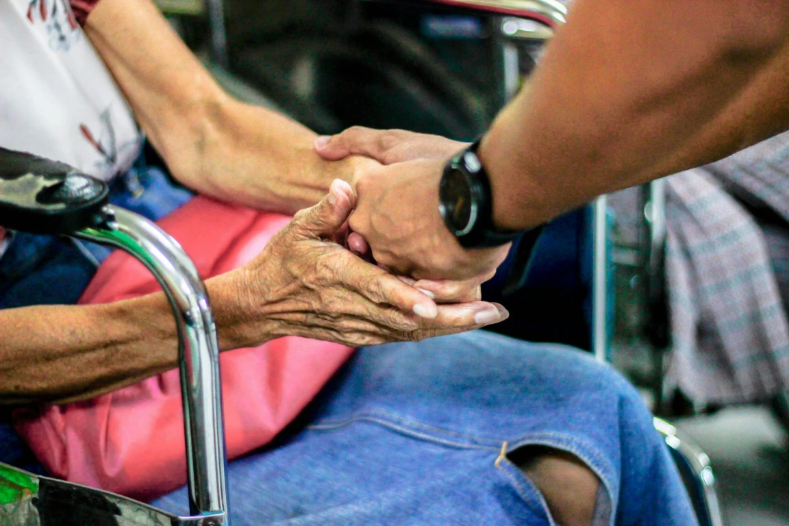 Permessi 104 condivisi tra familiari: cosa cambia